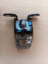 Петля двери нижняя Nissan X-TRAIL T32R 2013-2022 Перед. Лев.