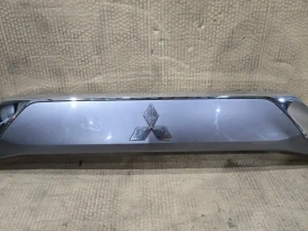 Накладка крышки багажника Mitsubishi Outlander 3 GF 2013-2021  