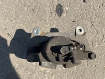 Суппорт тормозной Lexus UX MZAA10L MZAH10L 2018- Перед. Лев.