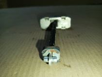 Ограничитель двери Toyota Camry 70 XV70 2017-2024 Перед. Прав.