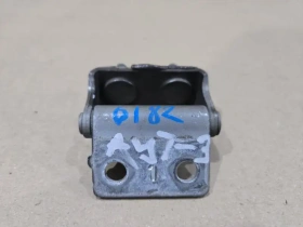 Петля двери багажника Mitsubishi Outlander 3 GF 2012-2022  