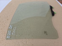 Стекло двери Toyota Corolla E210 MZEH12, NRE210, ZWE211 2018-2023 Задн. Прав.