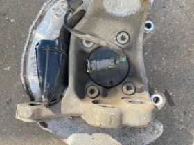 Кулак поворотный Kia Stinger J5 2017- Перед. Прав.