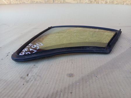 Форточка двери Infiniti Q50 V37 2013-2023 Задн. Прав.