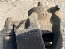 Суппорт тормозной Hyundai Tucson TL 2015-2021 Перед. Лев.