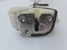 Замок двери Mitsubishi Outlander 3 GF 2015-2023 Перед. Прав.