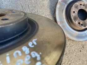 Диск тормозной Kia Stinger J5 2017- Перед. 