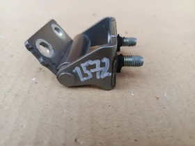 Петля двери багажника Mitsubishi Outlander 3 GF 2012-2023 Задн. 