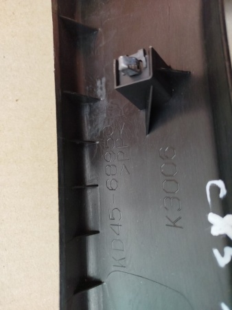 Обшивка двери багажника Mazda CX-5 1 KE 2011-2017  Лев.