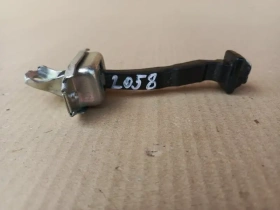 Ограничитель двери Mitsubishi Outlander 3 GF 2012-2023 Перед. Лев.