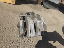 Суппорт тормозной Honda CRV 5 RW 2016- Перед. Прав.