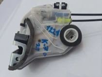 Замок двери Toyota Camry 70 XV70 2017-2024 Задн. Прав.