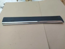 Молдинг двери Kia Sorento Prime UM 2014-2020 Перед. Лев.