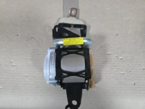 Ремень безопасности Toyota Camry 70 XV70 2017-2024 Задн. Лев.