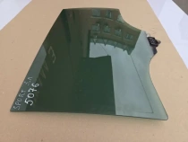 Стекло двери Kia Sportage QL 2015-2021 Задн. Лев.