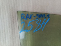 Стекло двери Toyota RAV4 50 XA50 2018-2023 Перед. Прав.