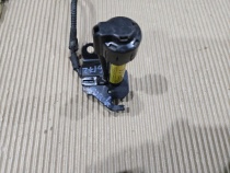 Пиропатрон капота Kia Sorento Prime UM 2014-2020  Лев.