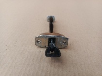 Ограничитель двери Nissan X-TRAIL T32R 2013-2022 Перед. Лев.