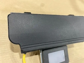 Подушка безопасности в колени Kia Stinger J5 2017-  