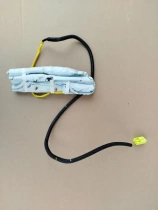 Подушка безопасности в сиденье Mazda 3 BM BM 2013-2019 Перед. Прав.