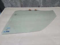 Стекло двери Nissan Juke F15 2010-2019 Перед. Лев.