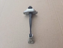 Ограничитель двери Mitsubishi Eclipse Cross GK 2020 Перед. Прав.