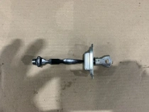 Ограничитель двери Mitsubishi Outlander 3 GF 2013-2021 Перед. Прав.