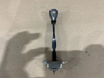 Ограничитель двери Nissan X-TRAIL T32 2013-2022 Перед. Прав.