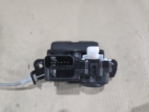 Замок двери багажника Hyundai Tucson TL 2015-2021  