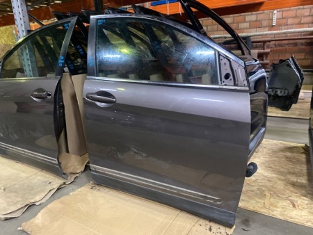 Дверь Honda CRV 4 RM 2012-2018 Перед. Прав.