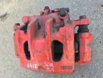 Суппорт тормозной Kia Sorento Prime UM 2014-2020 Перед. Лев.