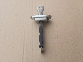 Ограничитель двери Mitsubishi Outlander 3 GF 2012-2022 Перед. Лев.