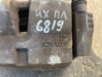 Суппорт тормозной Lexus UX MZAA10L MZAH10L 2018- Перед. Лев.