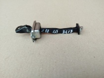 Ограничитель двери Nissan Qashqai J11 2013-2022 Задн. Прав.