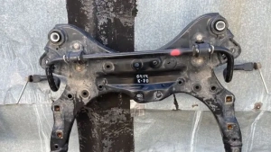 Подрамник Toyota Camry 70 XV70 2017-2024 Перед. 