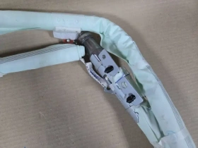 Шторка безопасности Kia Stinger J5 2017-  Лев.