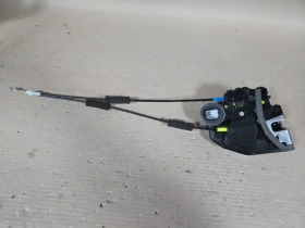 Замок двери Toyota Corolla E210 E210 2018- Задн. Лев.