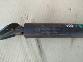 Амортизатор двери багажника Hyundai Tucson TL 2015-2021 Задн. Прав.