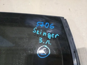 Форточка двери Kia Stinger J5 2017- Задн. Лев.