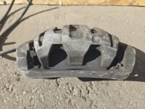 Суппорт тормозной Honda CRV 5 RW 2016- Перед. Прав.