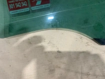 Стекло двери Kia Sportage QL 2015-2021 Задн. Лев.