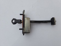 Ограничитель двери Kia Sportage QL 2015-2021 Задн. Прав.