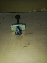 Ограничитель двери Mazda CX-5 1 KE 2011-2017 Задн. Лев.