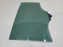 Стекло двери Kia Sportage QL 2015-2022 Задн. Лев.