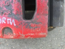 Суппорт тормозной Kia Sorento Prime UM 2014-2020 Перед. Лев.