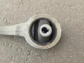 Рычаг подвески нижний Kia Stinger J5 2017- Перед. 