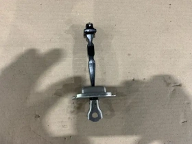 Ограничитель двери Mitsubishi Outlander 3 GF 2013-2021 Перед. Прав.