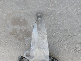 Кулак поворотный Infiniti Q50 V37 2013- Перед. Прав.