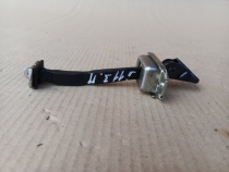 Ограничитель двери Nissan Qashqai J11 2013-2022 Задн. Прав.