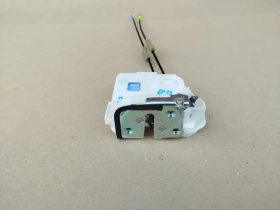 Замок двери Mitsubishi Outlander 3 GF 2012-2021 Перед. Прав.